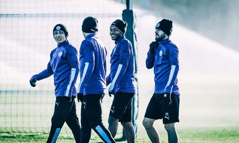 Liverpool cứ tiếp tục chiến thắng, còn đây là thái độ của Man City chờ đợi MU