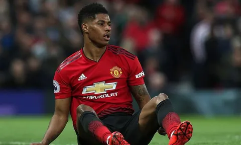 Quá nản Rashford, M.U đại chiến Châu Âu, giành "siêu tiền đạo" ghi bàn như máy