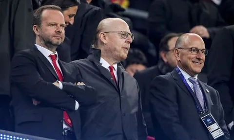 Quá rõ điều kiện nhà Glazers bán đứt Man Utd cực khủng
