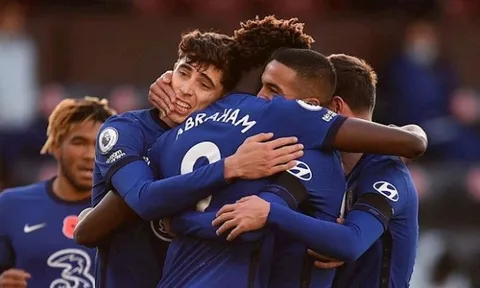 "Quái thú" Chelsea tỏa sáng rực rỡ, Lampard tính kế khoá chân ngay