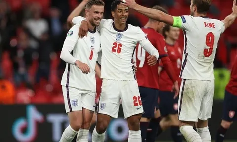 "Quên Sancho đi", fan Liverpool say như điếu đổ cái tên khác của tuyển Anh