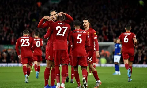 Cơn mưa bàn thắng trút xuống Anfield, Liverpool kéo dài chuỗi bất bại với chiến thắng tưng bừng