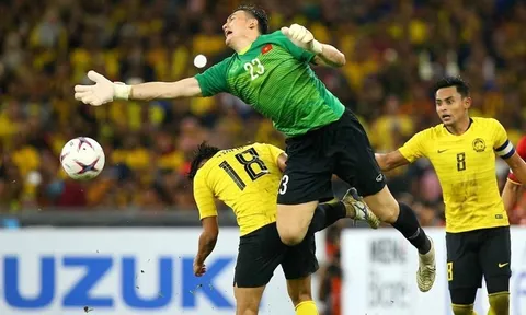Đấu Malaysia, ĐT Việt Nam xin đừng quên tử huyệt "bóng chết"