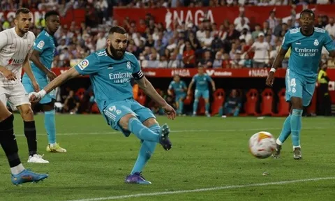 Real Madrid thắng ngược Sevilla ở phút 90+2