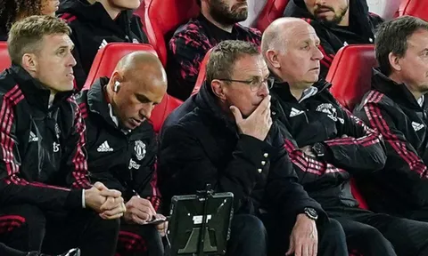 Rangnick tự hủy hoại danh tiếng khi đến MU
