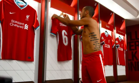 Ra mắt tân binh khủng, Liverpool khiến cả Premier League run sợ