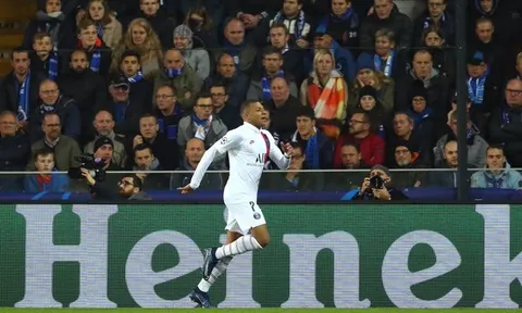 Ra sân từ băng ghế dự bị, Mbappe làm điều "10 năm có 1"