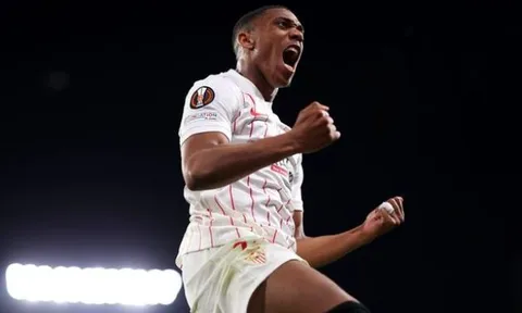 Ralf Rangnick nói rõ điều tích cực khi Martial và Van de Beek ra đi