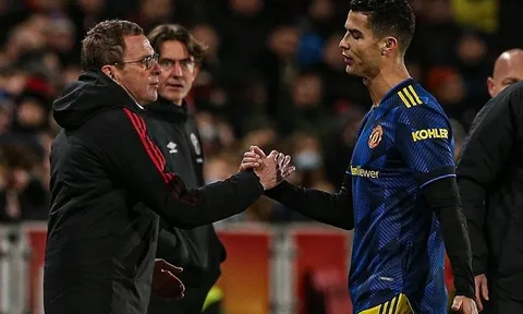 Ralf Rangnick: Tôi sẽ tiếp tục thay Ronaldo, nếu tốt cho MU