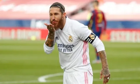 "Ramos đã được đề nghị gia nhập Barcelona..."