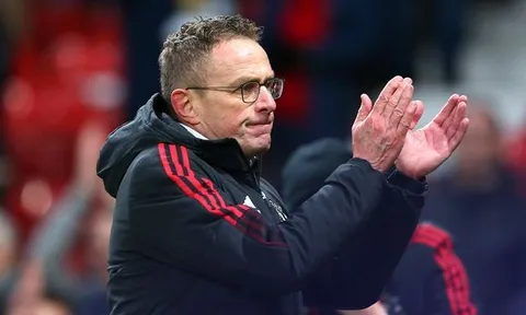 Sau Cavani, Rangnick xác nhận muốn giữ chân thêm một cái tên