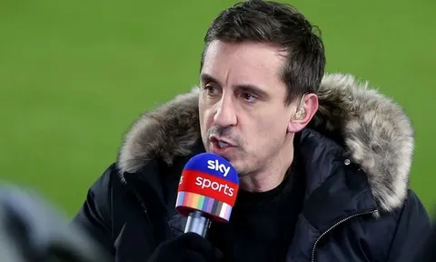 Rangnick bị cầu thủ Man United thiếu tôn trọng, Neville chỉ ra giải pháp từ Chelsea