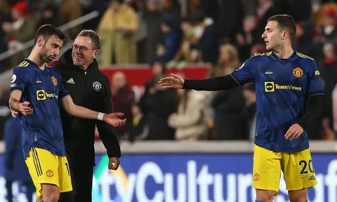 Rangnick học theo phương pháp của Van Gaal, nội bộ M.U lại chia rẽ