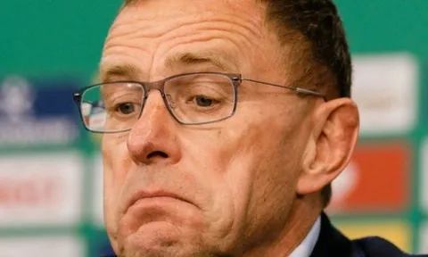 Rangnick lên tiếng về rối ren Chelsea và Roman Abramovich