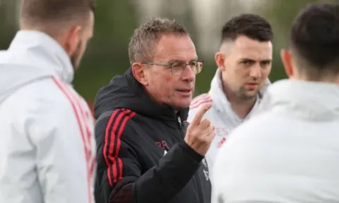 Rangnick: Man Utd thậm chí cần đến 10 tân binh