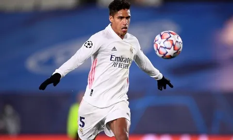 Raphael Varane còn thiếu gì để được như Virgil van Dijk?
