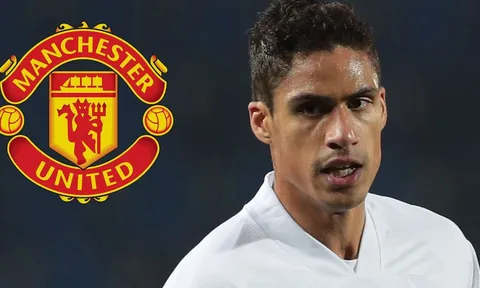 Varane đi nước đôi, quyết định lật kèo Man Utd?