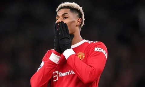Rashford đòi rời Man Utd, Neville nói thẳng một vấn đề