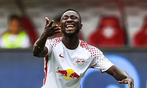 RB Salzburg đã bán cả đội hình cho RB Leipzig như thế nào?