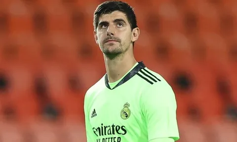 Real bị loại, Courtois dùng 1 từ mô tả Chelsea