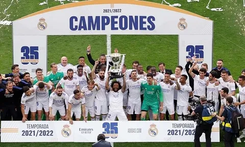 Real đại thắng ăn mừng chức vô địch La Liga