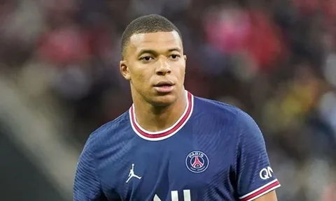 Real đặt tiền tấn để chiêu mộ Mbappe theo dạng tự do
