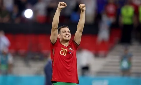 Real Madrid tính mua sao thất sủng Man Utd