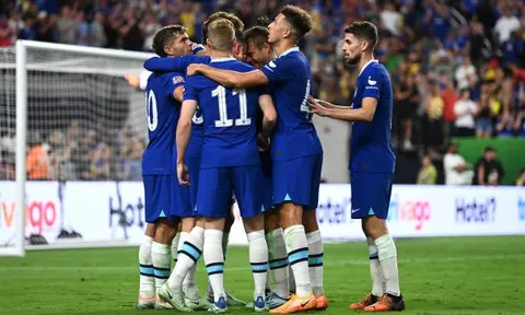 Reece James cùng đồng đội 'tấu hài', Chelsea vẫn ra quân thuận lợi