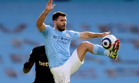 Bình luận viên chỉ ra ngôi sao hoàn hảo để Man City thay thế Aguero