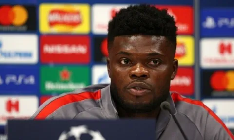 'Con tôi đã từ chối Chelsea để đến chơi cho Arsenal'