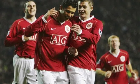 Tái hợp Man Utd, Ronaldo nhận mức lương kỷ lục Premier League