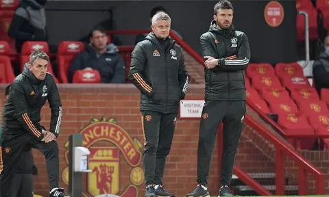 Muốn vô địch Premier League, Man Utd cần sa thải Solskjaer