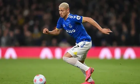 Arsenal và Man United tranh nhau kịch liệt chữ ký 70 triệu bảng