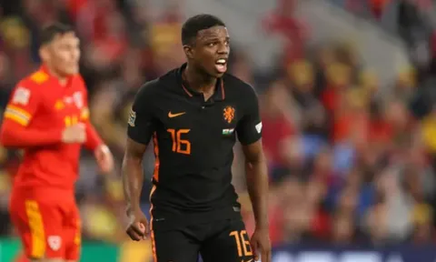 Rõ động thái của Lyon khi bị Man Utd 'nẫng tay trên'