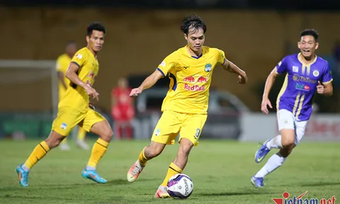 Rộ tin đồn Văn Toàn chia tay HAGL, đầu quân Hà Nội FC
