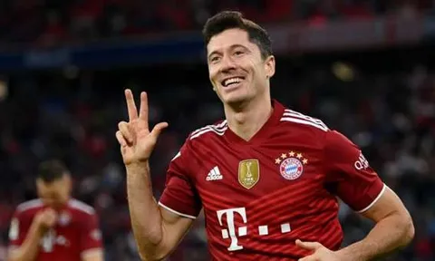 Lewandowski so sánh bản thân với huyền thoại giành 3 Quả bóng vàng