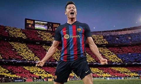 Robert Lewandowski có gì hơn các tiền đạo Barcelona?