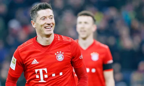 Robert Lewandowski thừa nhận muốn “bắt chước” huyền thoại Arsenal