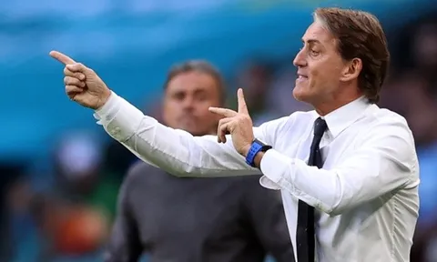 HLV Mancini: "Hình thức sút luân lưu thật tàn nhẫn"