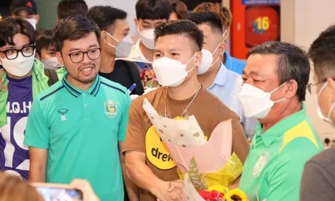 Rời Hà Nội, Quang Hải bất ngờ đến Cần Thơ