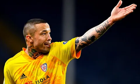 Rời Inter, tiền vệ xăm trổ chuẩn bị có bến đỗ mới