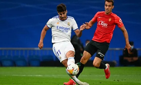 Roma cân nhắc trả 30 triệu cho sao Real