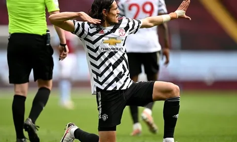 XONG! Nguồn uy tín xác nhận, El Matador chốt tương lai tại Man Utd