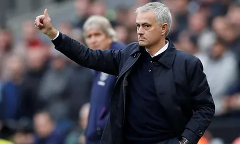 XONG! Rõ thực hư chuyện Mourinho bị Tottenham 'trảm' vì Super League