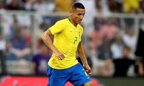 Romano cập nhật về Real Madrid và vụ mua sao Brazil
