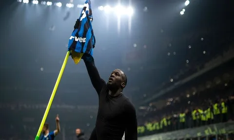 Inter nhắm tiền đạo Man Utd thay Lukaku