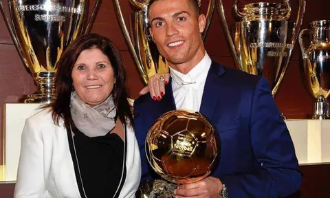 Cristiano Ronaldo: Tình yêu của mẹ và phép màu cuộc sống