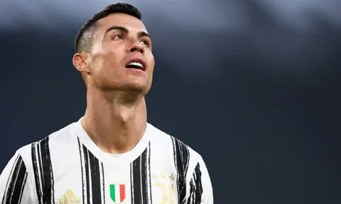 Romelu Lukaku trước cơ hội phả hơi nóng vào Cristiano Ronaldo