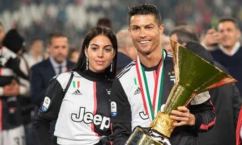 Ronaldo bí mật kết hôn, giao tài sản cho Georgina quản lý