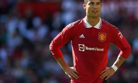 Ronaldo đang tự làm xấu hình ảnh bản thân